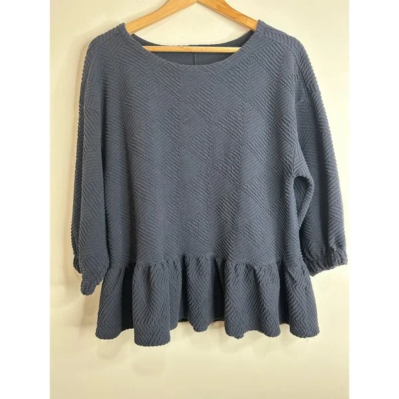 Maeve Anthropologie Peplum Flounce Embossed Blouse Top Navy Blue Sz M 3/4 Sleeve - Picture 1 of 8